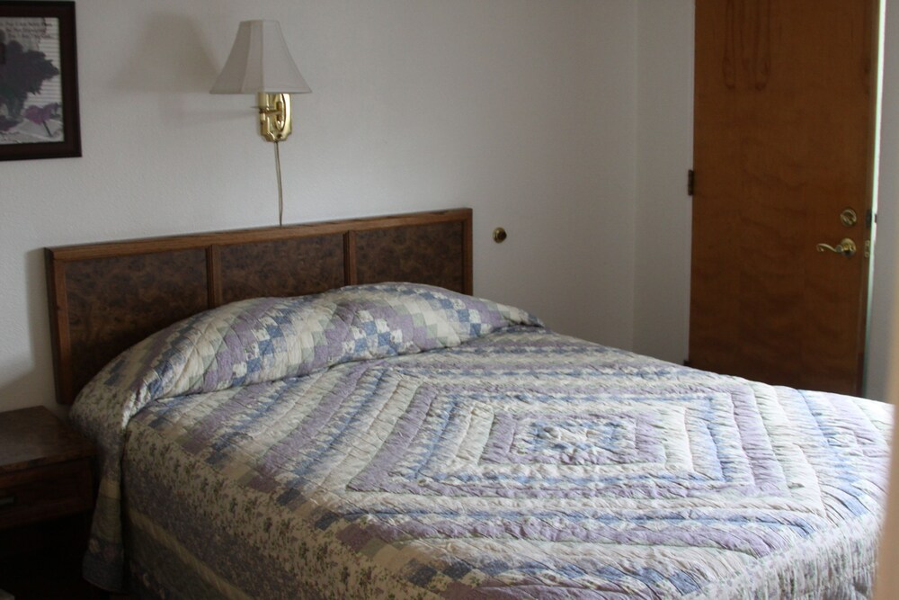 Sleep For Less Motel - photo 7
