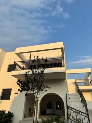 Angel Residence — 4-Star Luxury Hotel in Korinthos, Greece