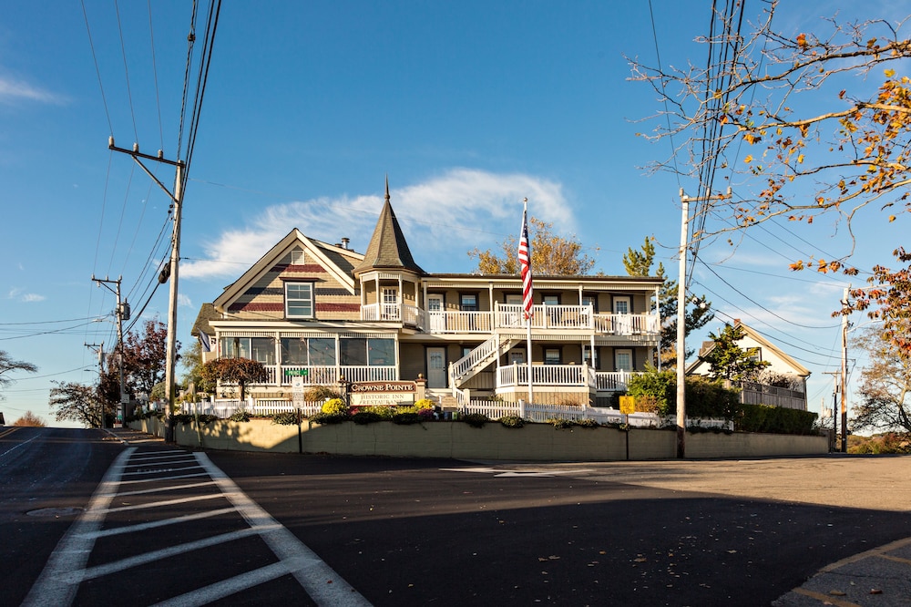 Crowne Pointe Historic Inn & Spa Adults Only - carbon neutral hotel in Provincetown