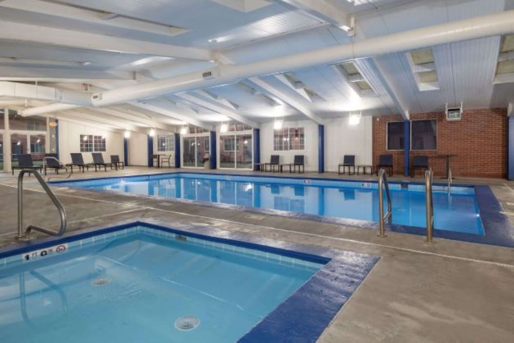 Best Western Downtown Casper Hotel - photo 3