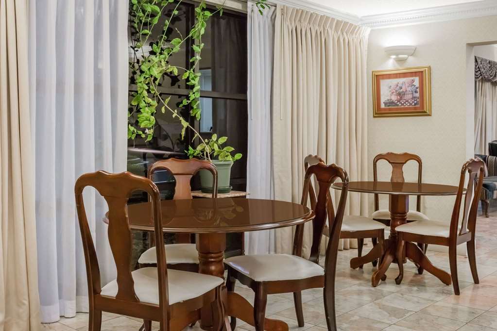 Days Inn by Wyndham Oneonta AL - photo 3