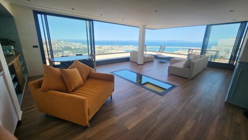 Magnifique penthouse 160m2 terrasse 90m2 vue mer — 4-Star Luxury Hotel in Tangier, Morocco