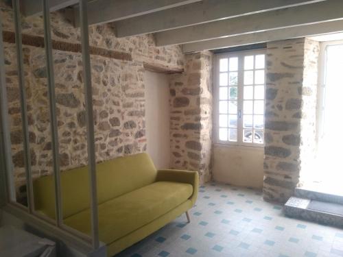 Les Mistinguettes — hotel in Pouzauges