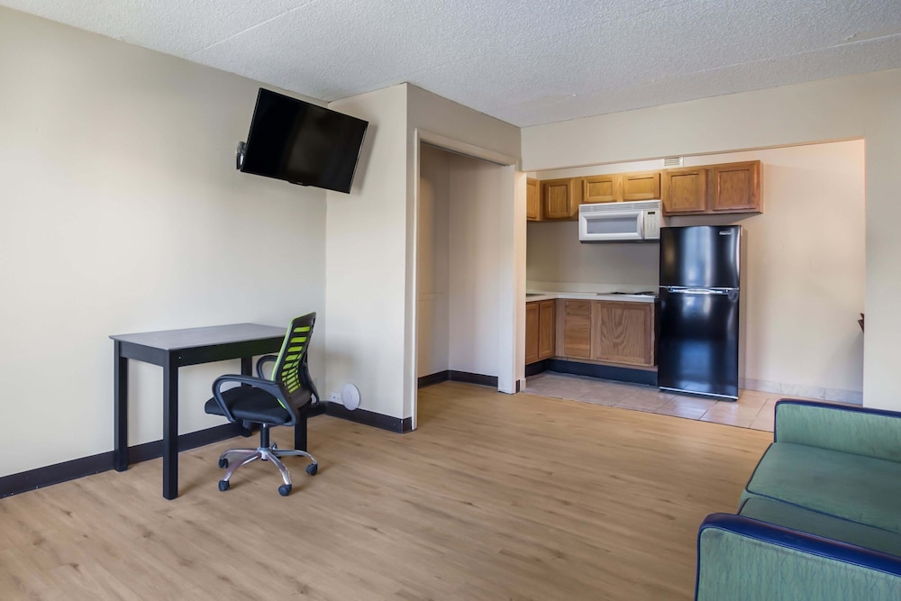 1 Life Studio and Suites - photo 20