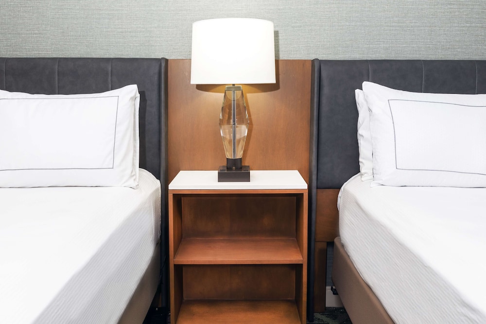 DoubleTree by Hilton Tulsa Warren Place - photo 18