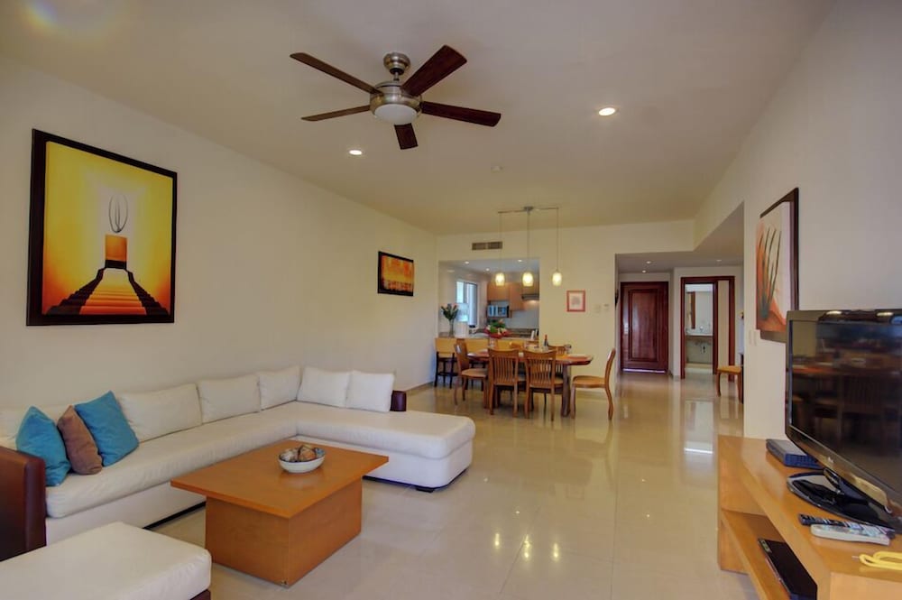 Riviera Maya Suites
