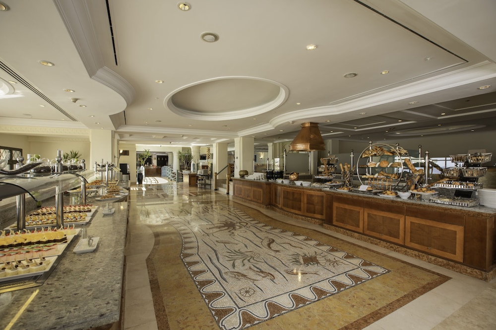 מזון ומשקאות