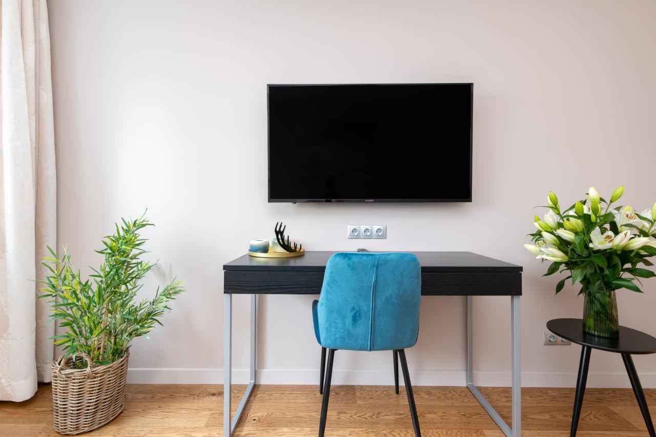 Karu Central Apartment