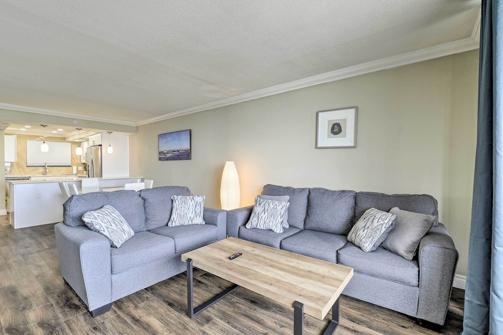 Waterfront Resort Condo with Private Beach and Pool - photo 4