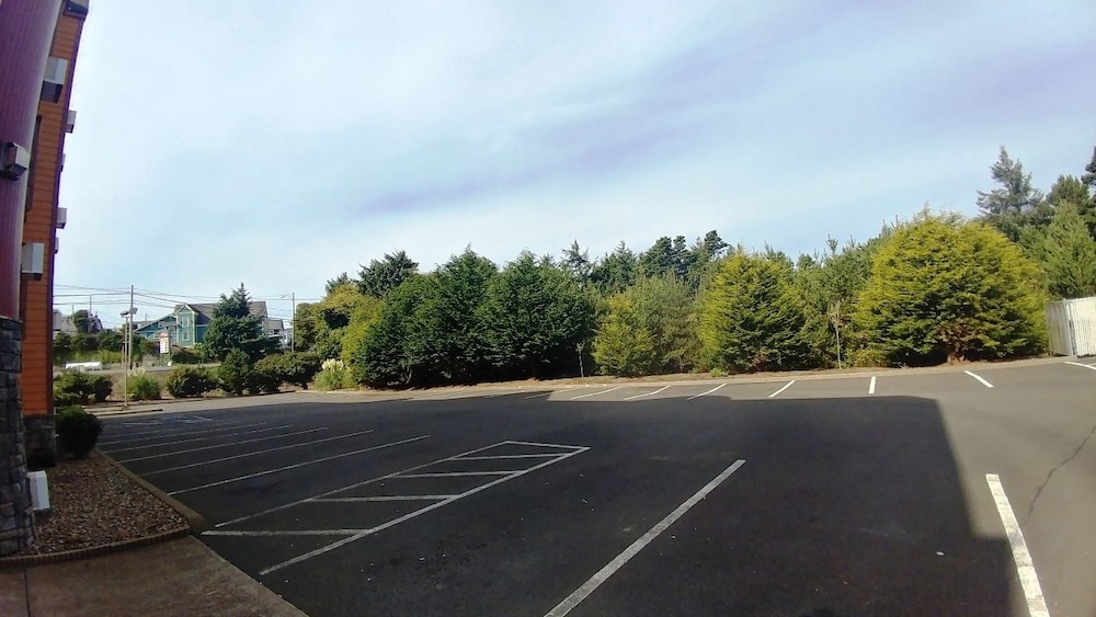 Palace Inn Suites Lincoln City - photo 34