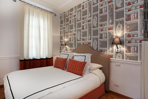 Domus Leonina Stunning Terrace on the Roman Forum — 4-Star Luxury Hotel in Rome, Italy