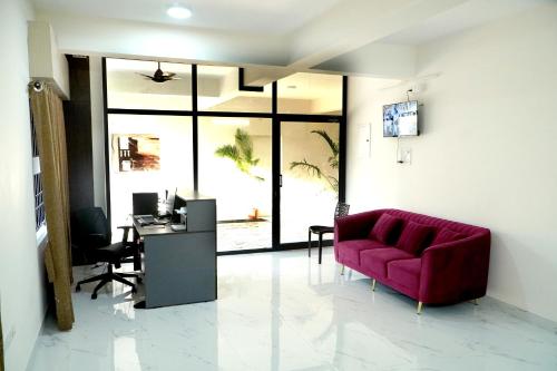 Happy Serviced Apartments — 4-Star Luxury Hotel in Chennai, India