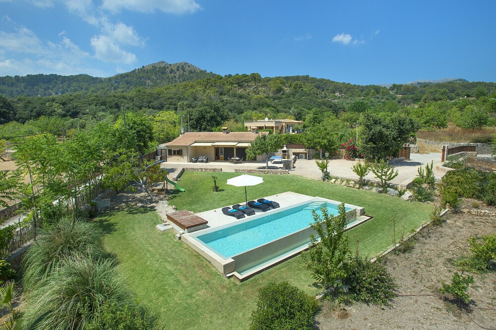 Owl Booking Villa La Rafal Luxury Retreat with Mountain Views — 4-Star Luxury Hotel in Port De Pollenca, Spain