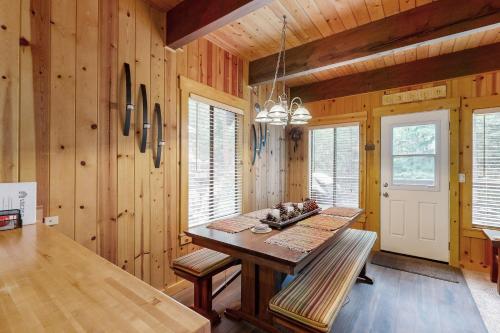 Tranquil Family Cabin
