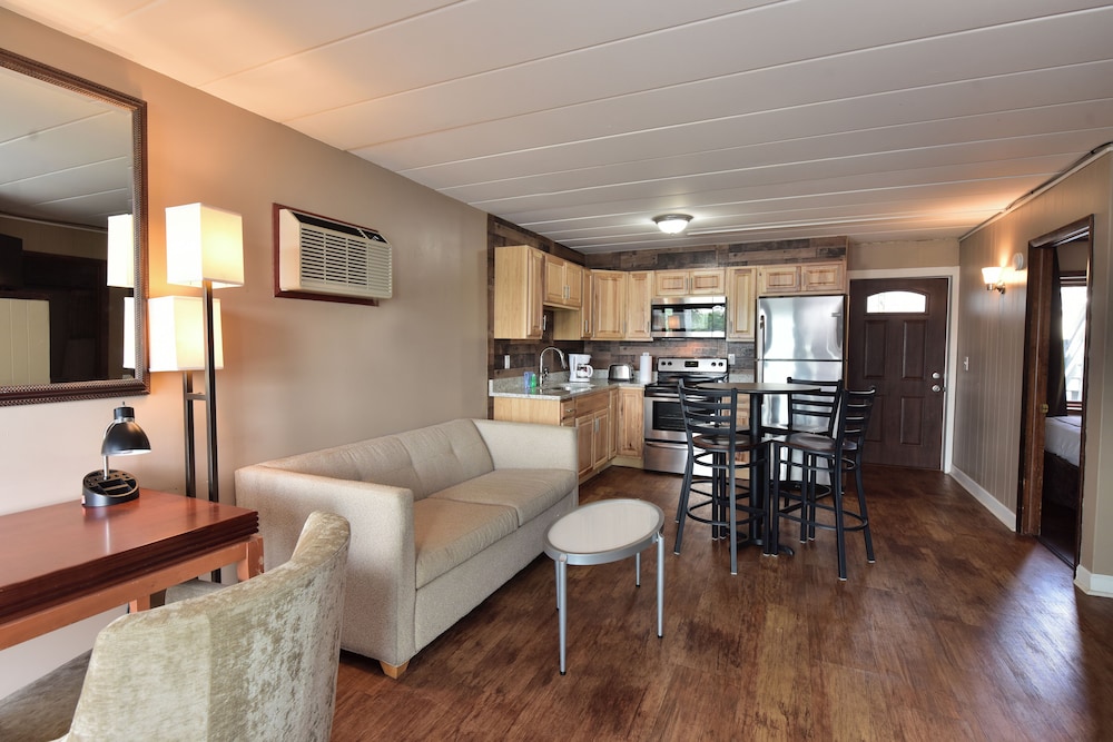 Delton Oaks Resort - photo 72