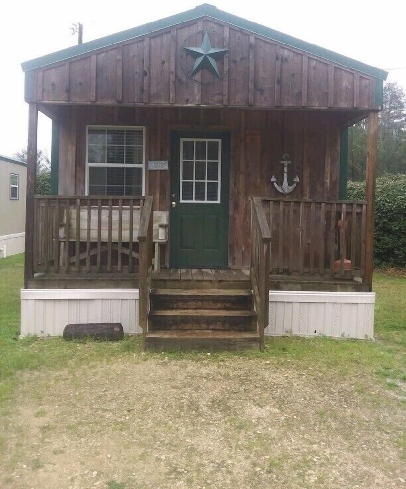 Whispering Creek Lodging & RV Resort - photo 42