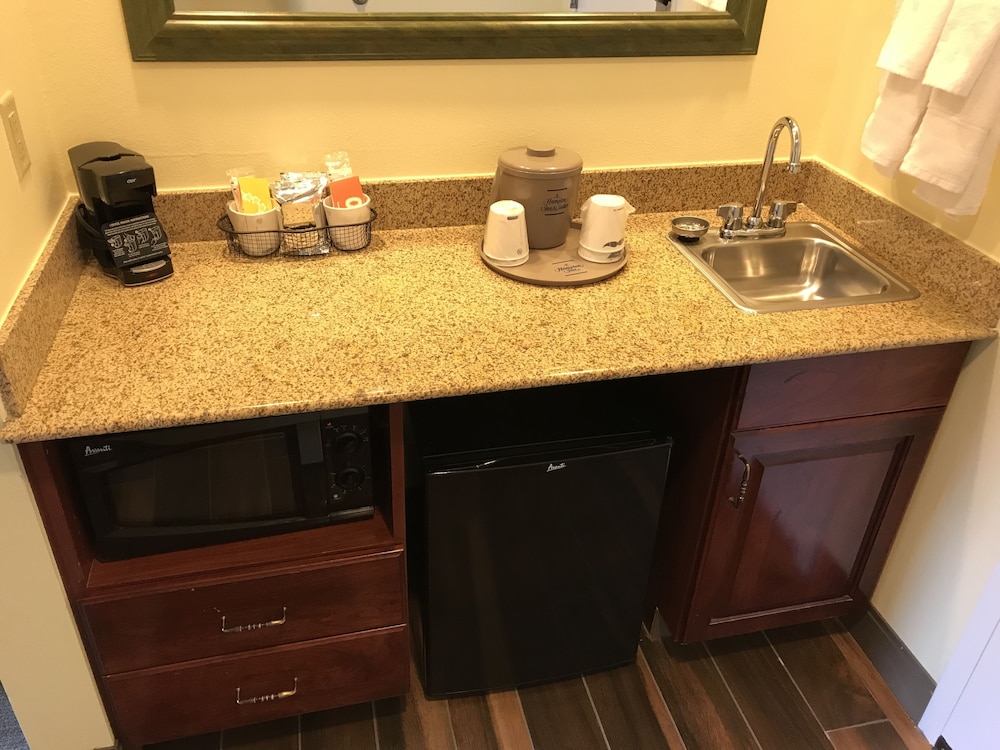 Hampton Inn & Suites Lamar - photo 58