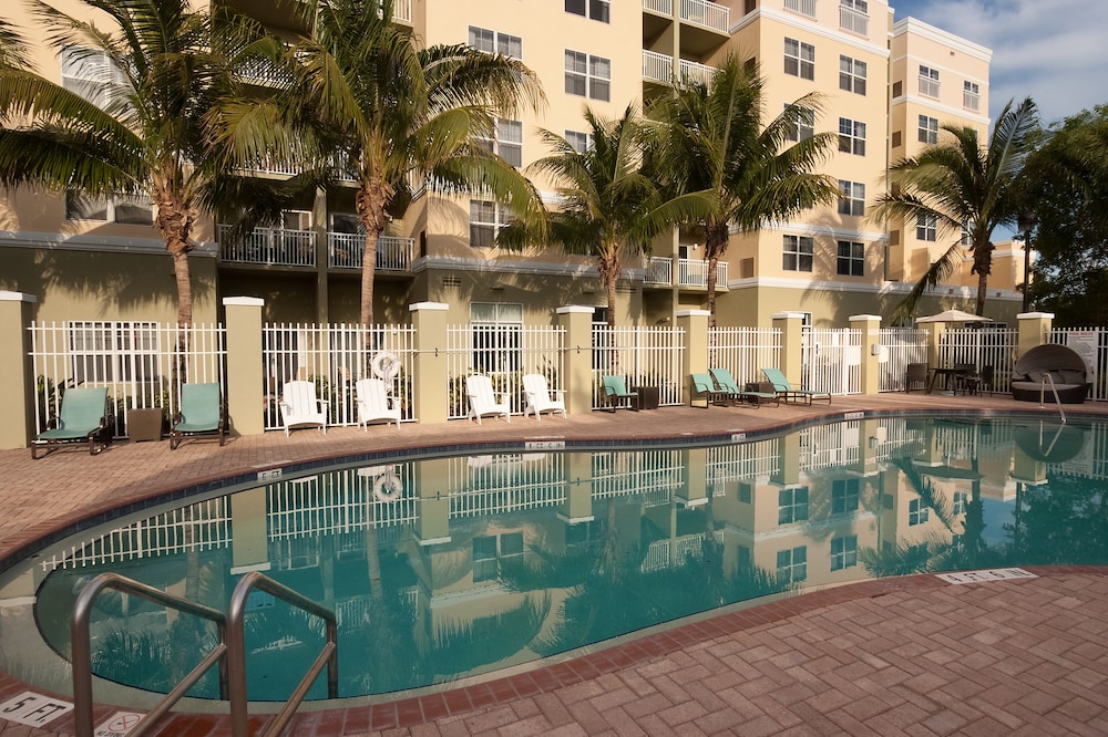 Residence Inn by Marriott Fort Myers Sanibel - photo 22