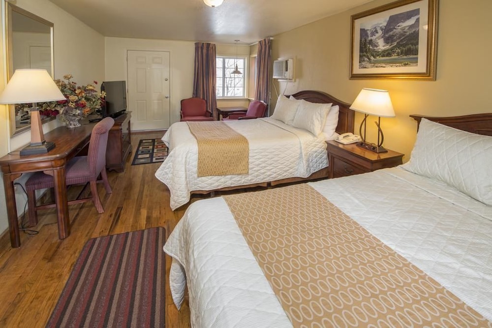 Rainbow Lodge and Inn - photo 9