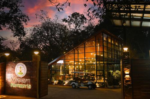 Neelam Foresteria Resort — 4-Star Luxury Hotel in Pachmarhi, India