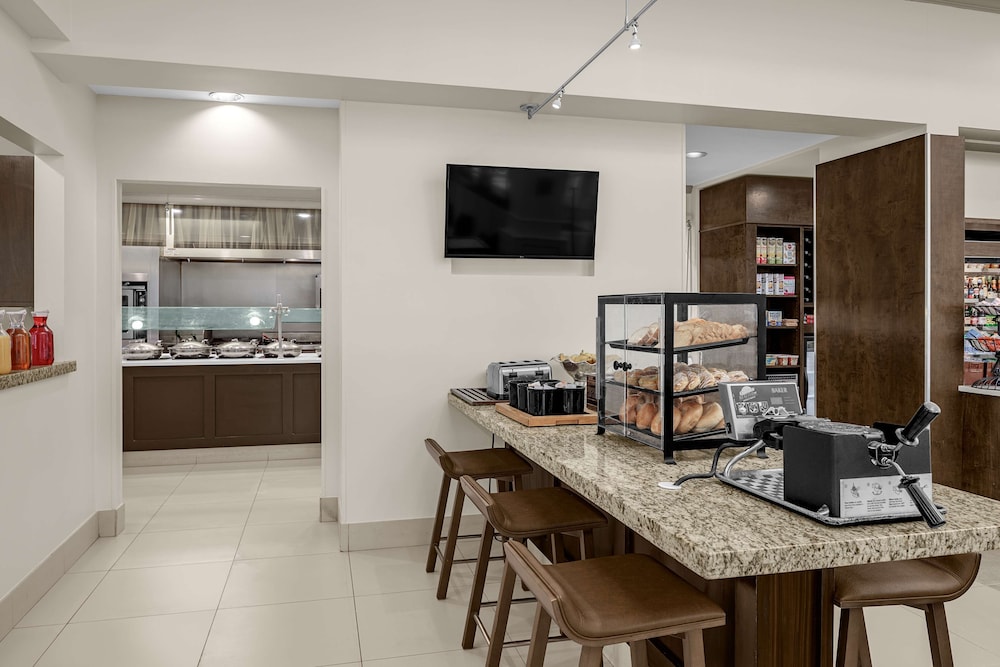 Hilton Garden Inn Raleigh Durham Airport - photo 18