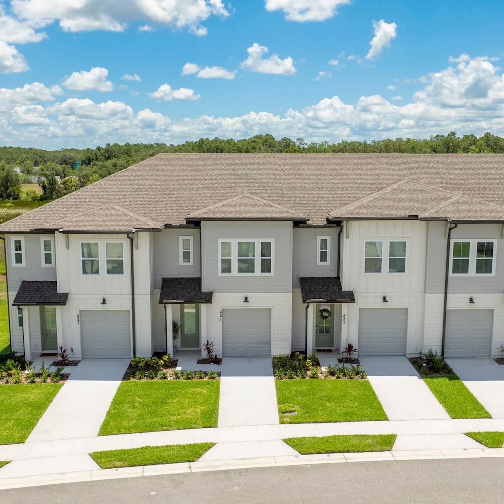 Gorgeous 3Bd Close to Disney at Festival Resort 661 - photo 46