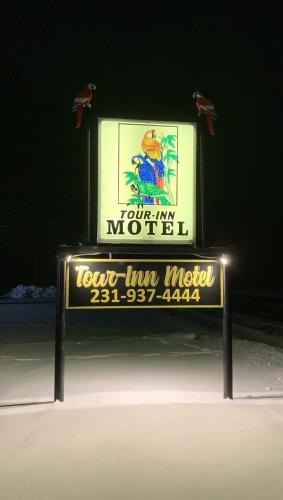 Tour Inn Motel - photo 3
