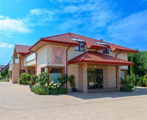 Medical SPA Kwiatowa — hotel in Leczyca