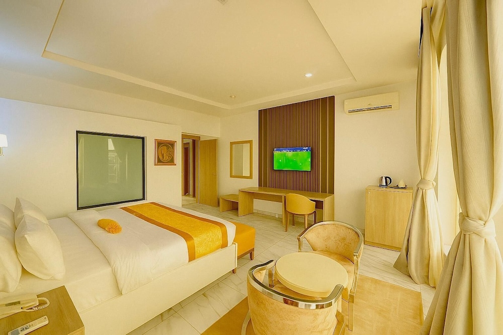 Maxbe Continental Hotel — hotel in Enugu