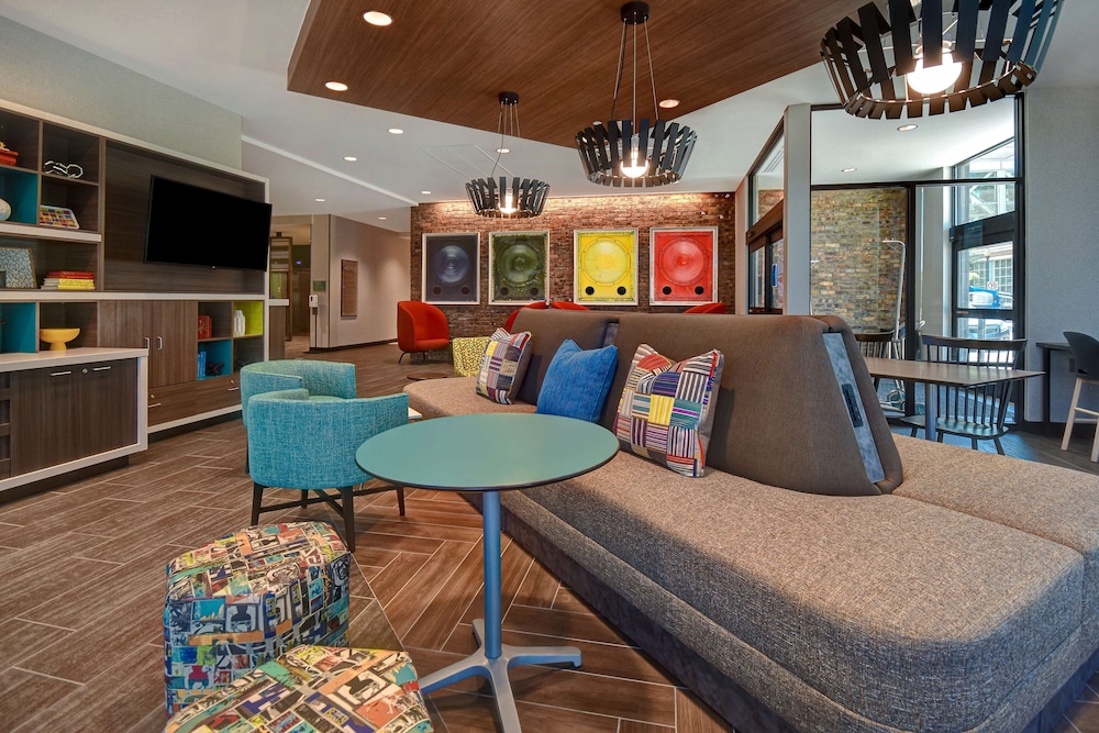 Home2 Suites by Hilton Kalamazoo Downtown - photo 4