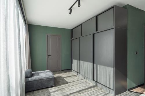 Niabi Apartments with Cinema and Billiards