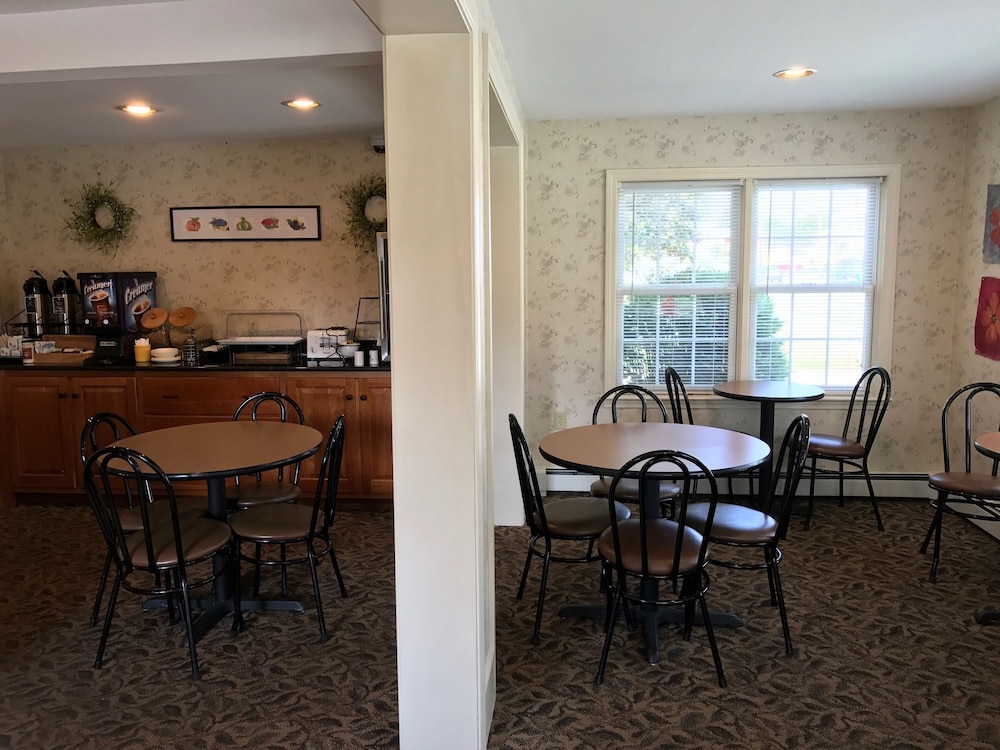 The Towne Motel - photo 73