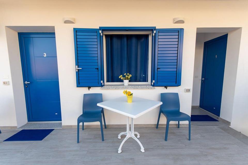 Bed & Blu in La Caletta, Italy