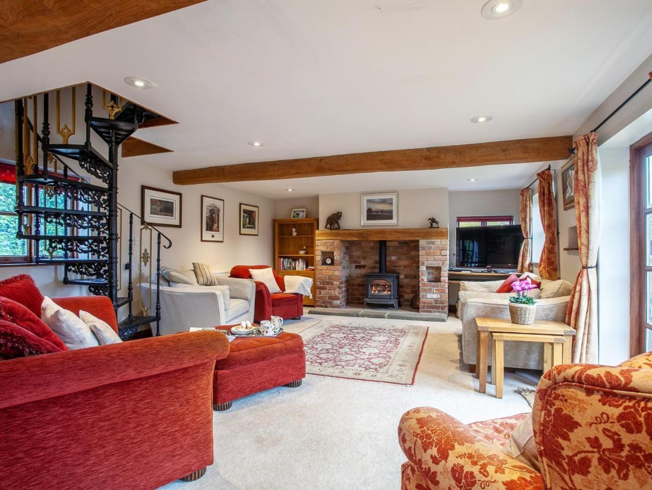 4 Bed in Tirley 41216 in Gloucester, United Kingdom