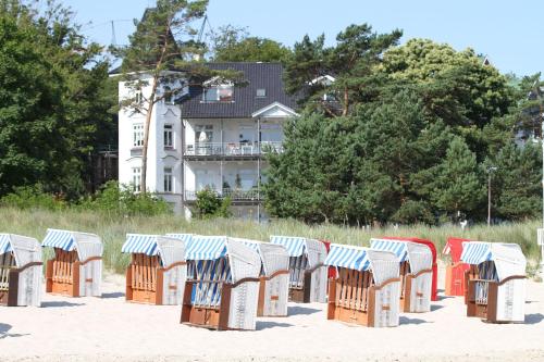 Villa Stranddistel FeWo 2 7 strandnah — 4-Star Luxury Hotel in Ostseebad Binz, Germany