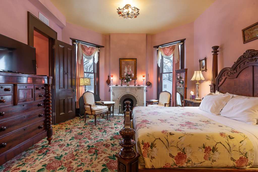 Steele Mansion - photo 47