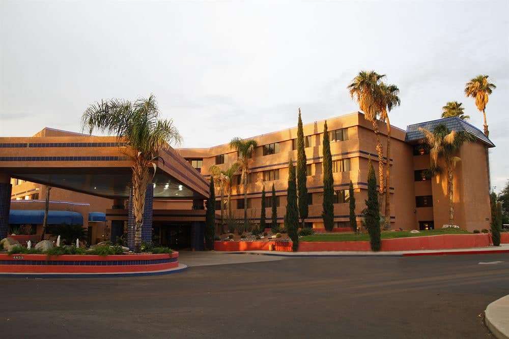Ramada by Wyndham Viscount Suites Tucson East - photo 2