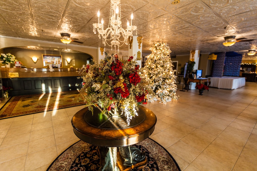 The Flanders Hotel - photo 3