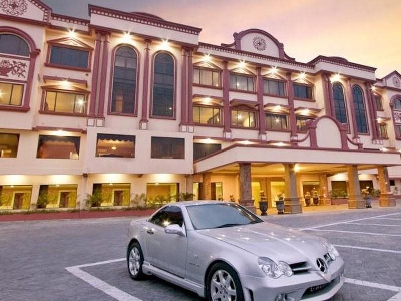 Hotel Utami - last minute hotel in Surabaya