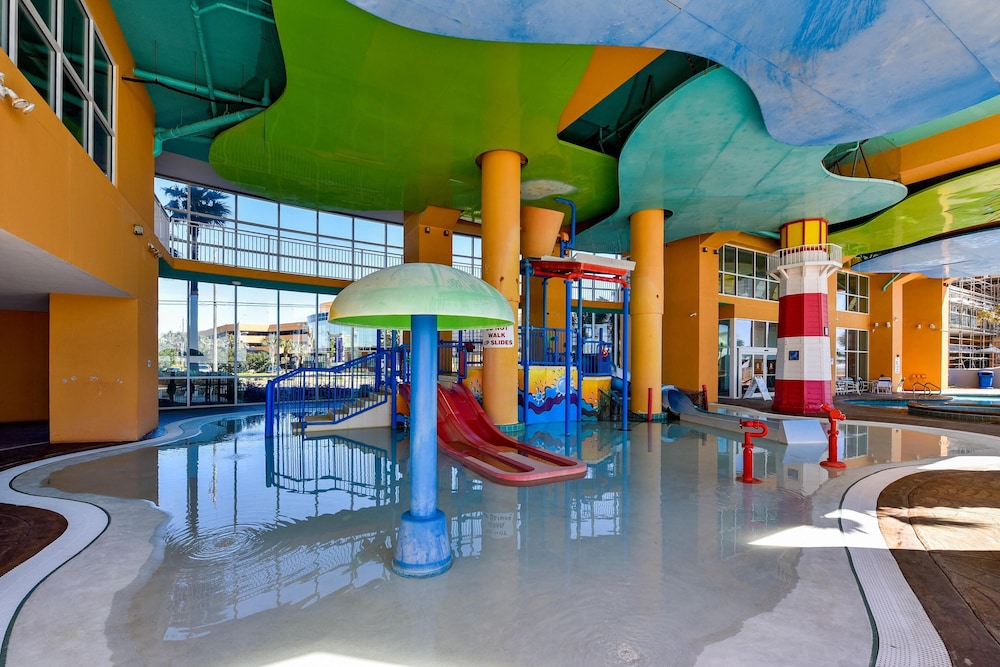 Splash Beach Resort by Book That Condo — 4-Star Luxury Hotel in Panama City Beach, United States