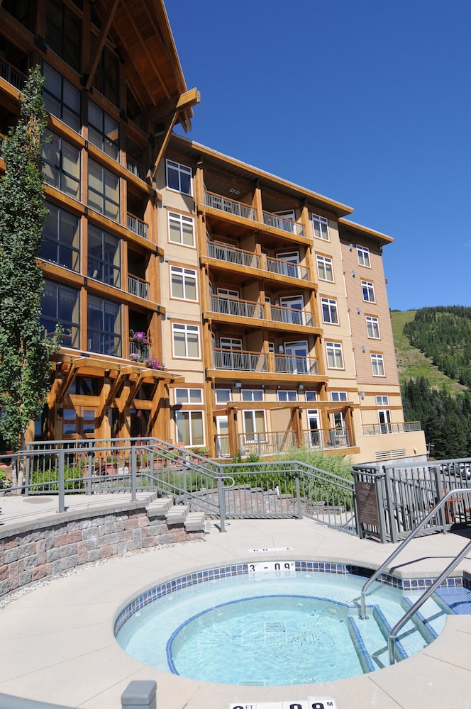 Schweitzer Mountain Resort White Pine Lodge - photo 12
