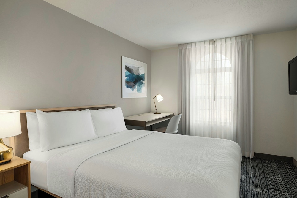 TownePlace Suites by Marriott Detroit Dearborn - photo 11