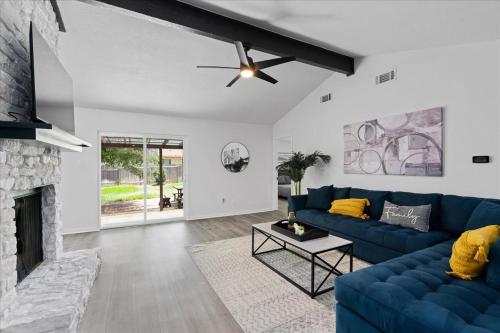 Super Comfy Home with Hot Tub — 4-Star Luxury Hotel in Round Rock, United States