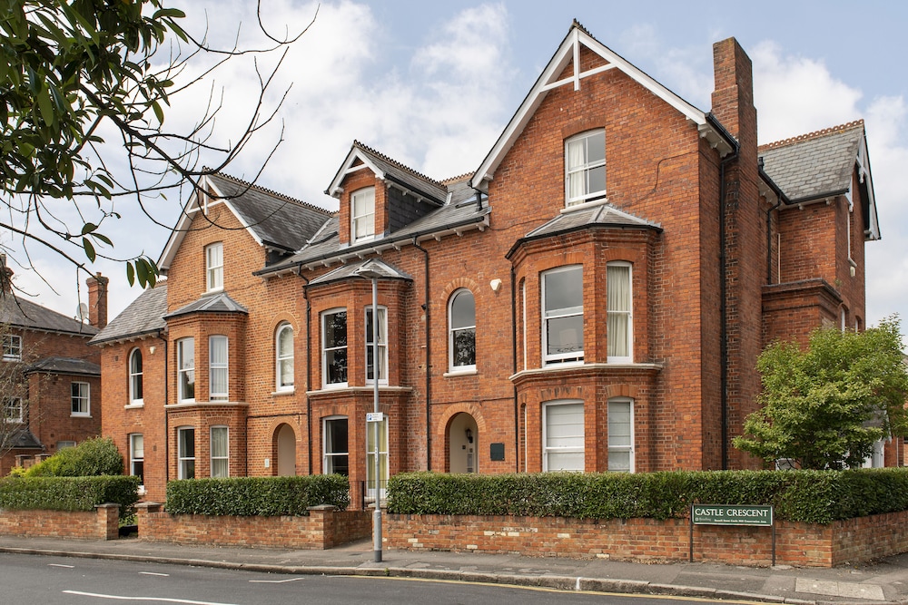 SACO Reading Castle Crescent — 4-Star Luxury Hotel in Reading, United Kingdom
