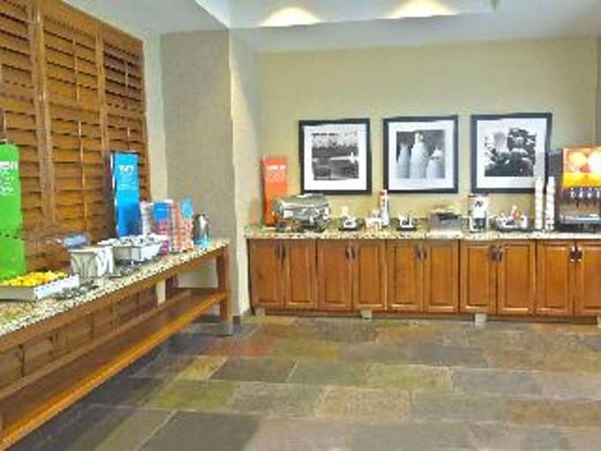 Hampton Inn Tooele - photo 13