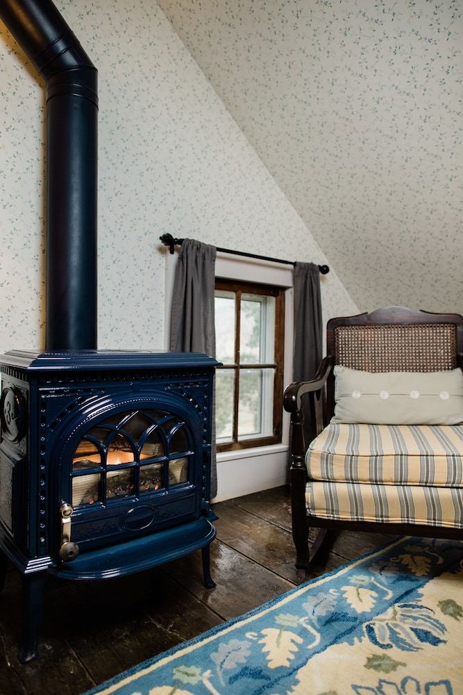 The Mast Farm Inn - photo 16