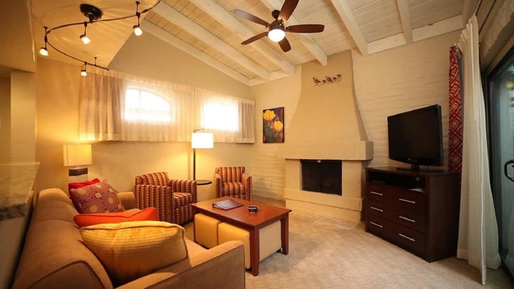 Scottsdale Camelback Resort VRHost - photo 22