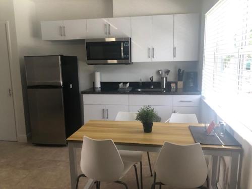 Costa Este Pompano Beach - photo 10