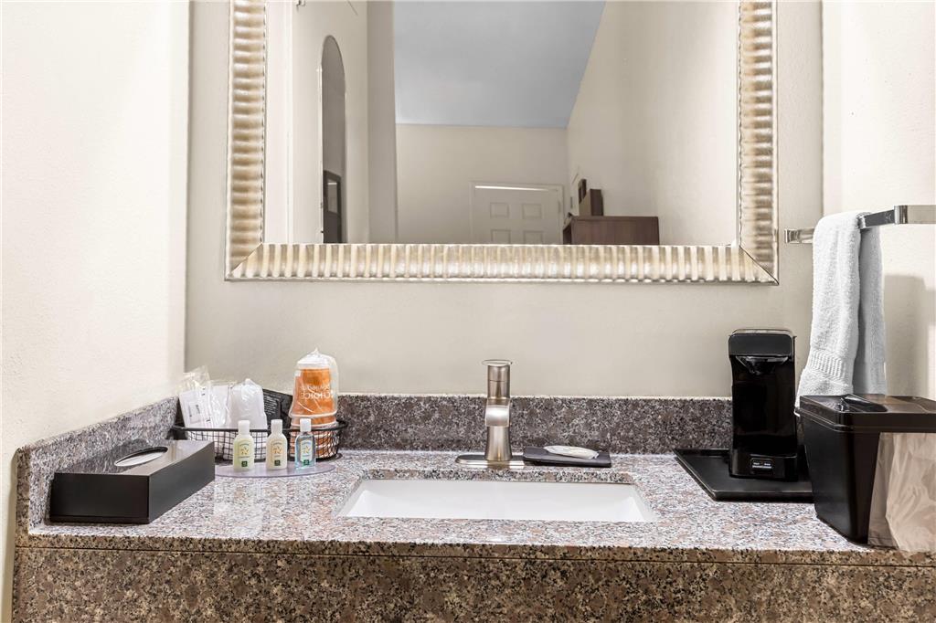 Quality Inn Port Wentworth Savannah North - photo 29