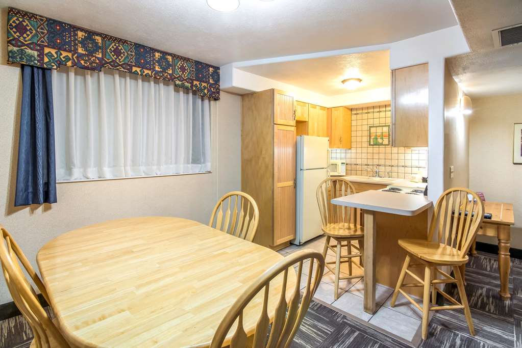 Clarion Inn Grand Junction - photo 38
